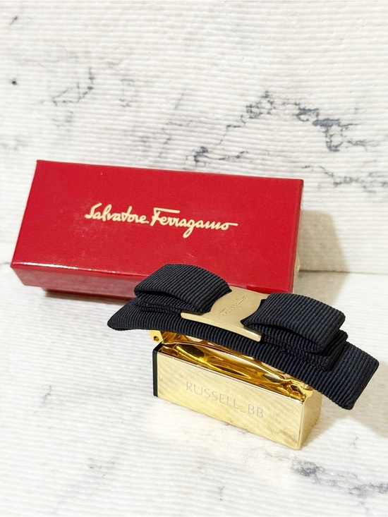 Salvatore Ferragamo Accessories - Salvatore Ferragamo Black Grosgrain Bow Hair Clip with Gold Plaque